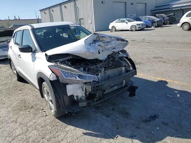 2021 Nissan Kicks - Image 13