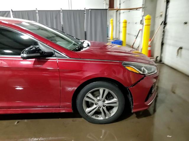2018 Hyundai Sonata - Image 13
