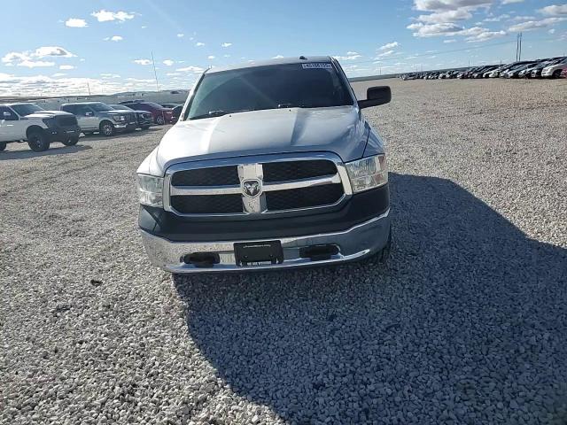 2015 RAM 1500 - Image 10