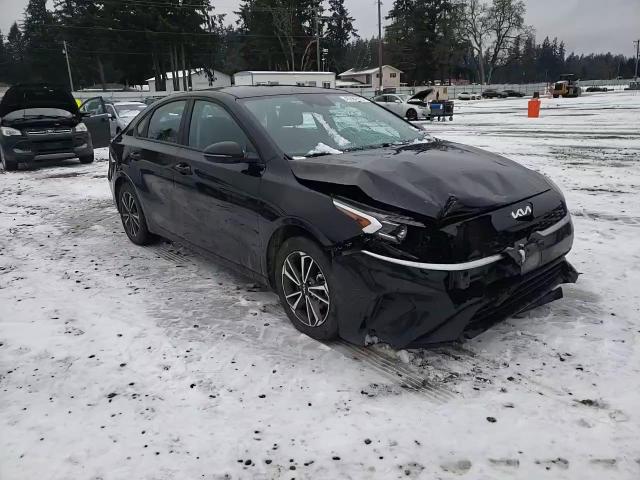 2023 Kia Forte - Image 10