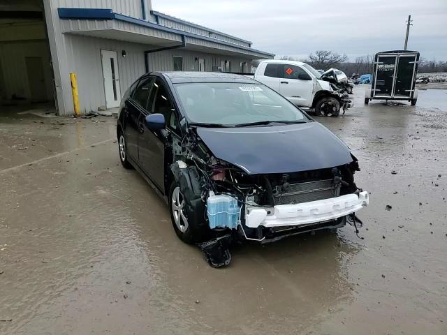 2013 Toyota Prius - Image 14