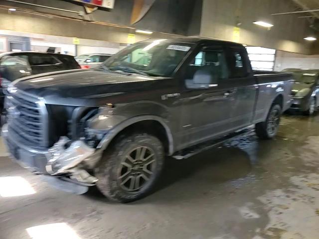 2015 Ford F-150 - Image 10