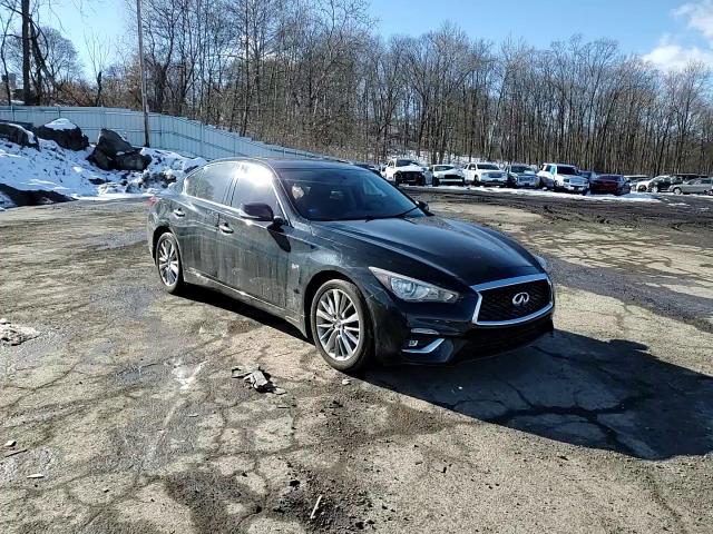 2018 Infiniti Q50 - Image 10