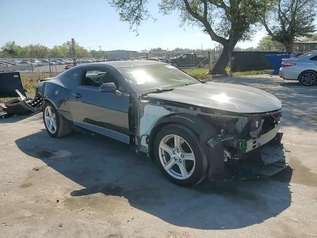 2019 Chevrolet Camaro - Image 11