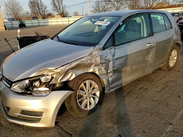 2017 Volkswagen Golf - Image 11