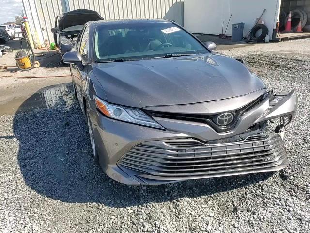 2018 Toyota Camry - Image 13