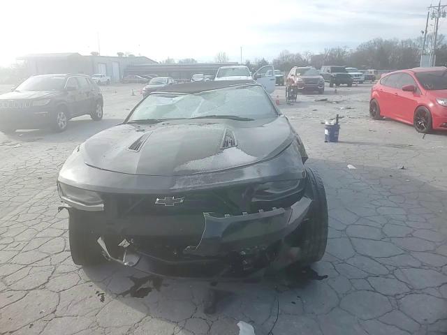 2016 Chevrolet Camaro - Image 11