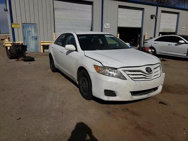 2011 Toyota Camry - Image 11