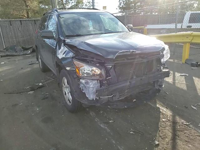 2010 Toyota RAV 4 - Image 12