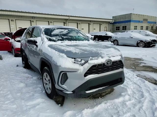 2023 Toyota RAV 4 - Image 12