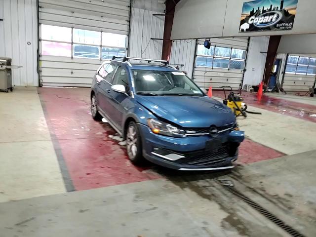 2018 Volkswagen Golf - Image 13