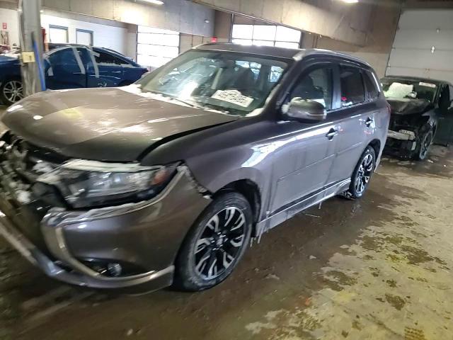 2018 Mitsubishi Outlander - Image 12