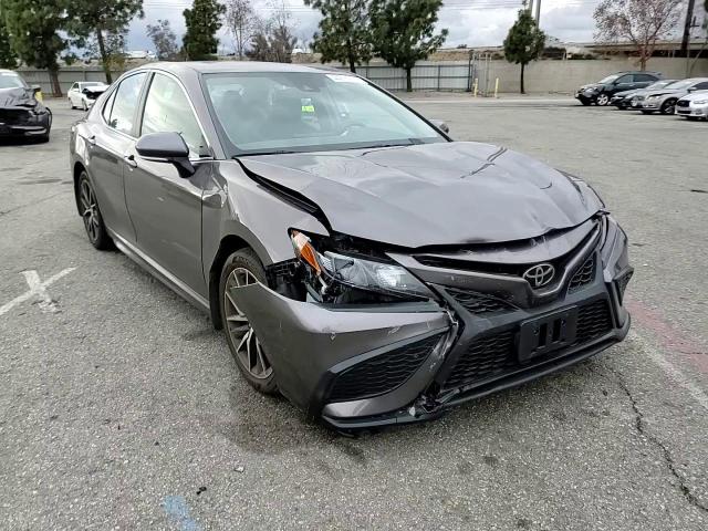 2024 Toyota Camry - Image 11