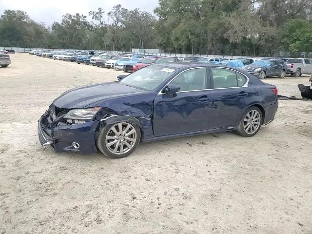 2015 Lexus GS - Image 11