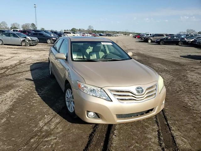 2010 Toyota Camry - Image 11