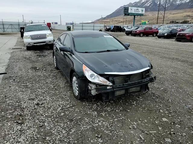2011 Hyundai Sonata - Image 11