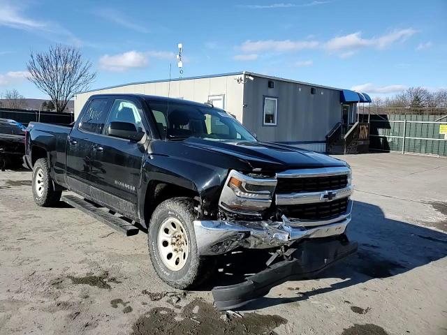 2016 Chevrolet Silverado - Image 13
