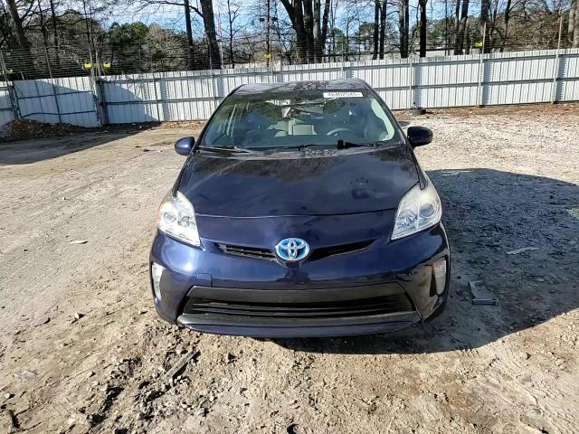 2015 Toyota Prius - Image 13