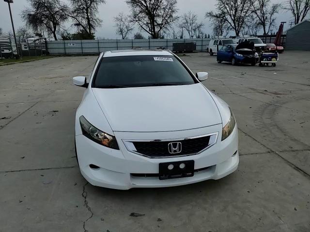 2010 Honda Accord - Image 11