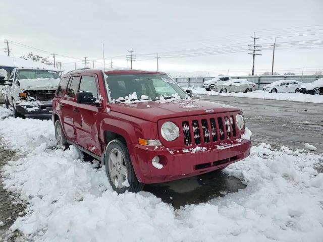 2010 Jeep Liberty (Patriot) - Image 12