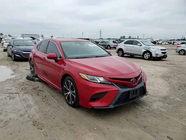 2019 Toyota Camry - Image 10