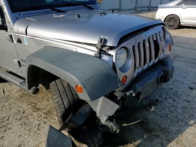 2013 Jeep Wrangler - Image 13
