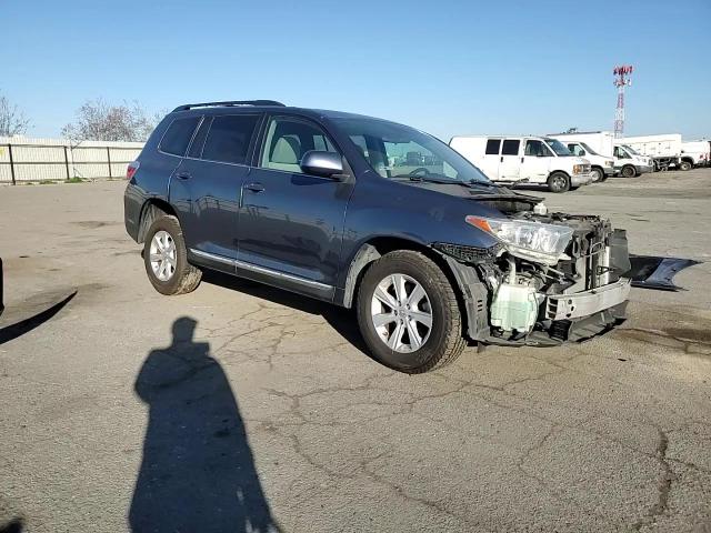 2012 Toyota Highlander - Image 11