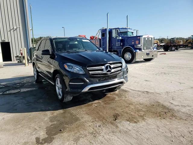 2016 Mercedes-Benz GLE - Image 14