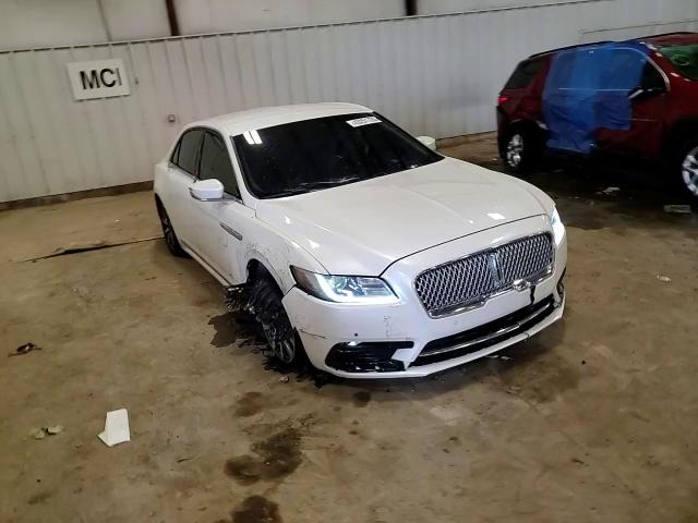 2017 Lincoln Continental - Image 13