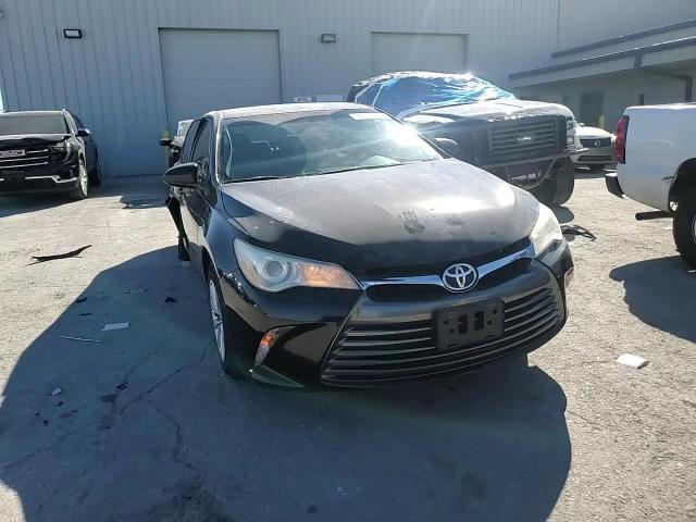 2016 Toyota Camry - Image 11