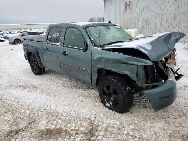2009 Chevrolet Silverado - Image 10