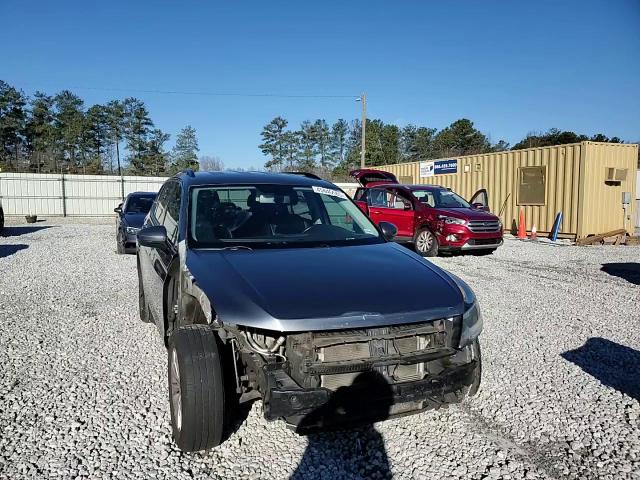 2018 Volkswagen Tiguan - Image 14