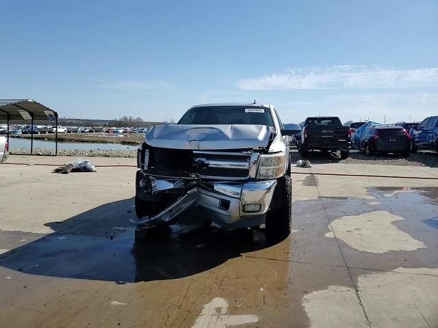 2013 Chevrolet Silverado - Image 13