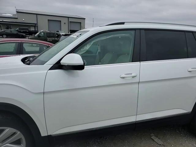 2021 Volkswagen Atlas - Image 12