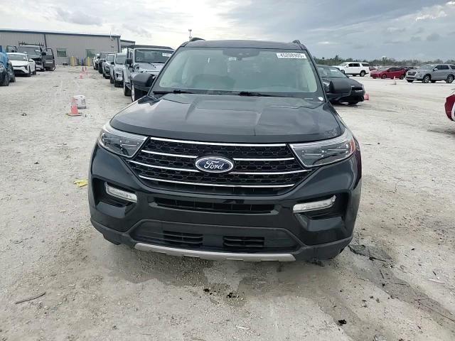 2020 Ford Explorer - Image 11