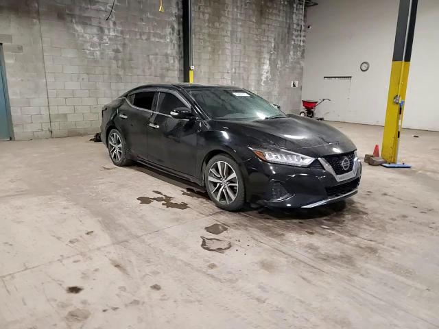 2019 Nissan Maxima - Image 13