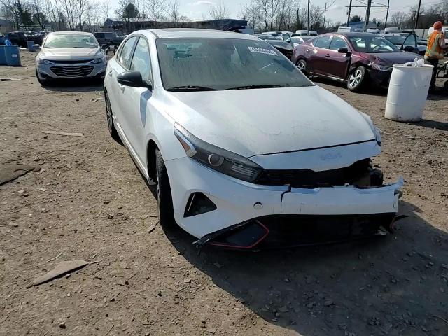 2024 Kia Forte - Image 10