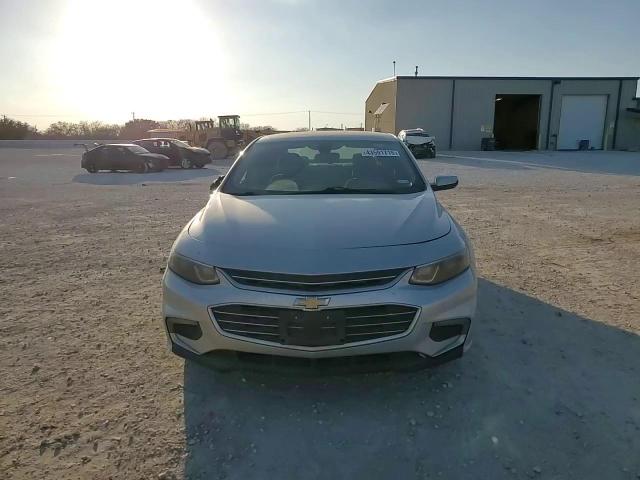 2017 Chevrolet Malibu - Image 11