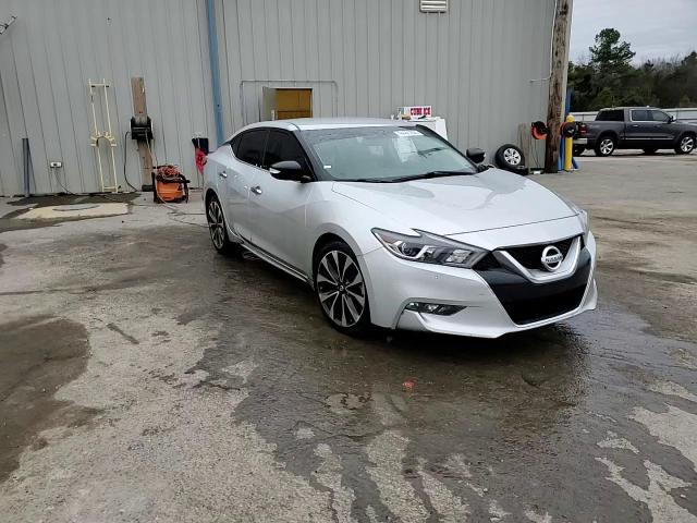 2016 Nissan Maxima - Image 13