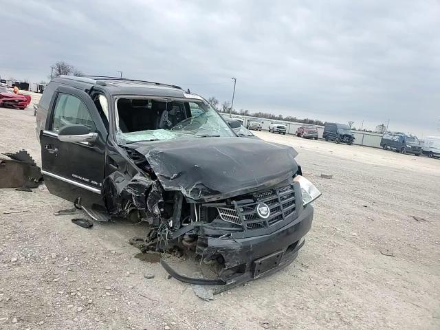 2009 Cadillac Escalade - Image 12