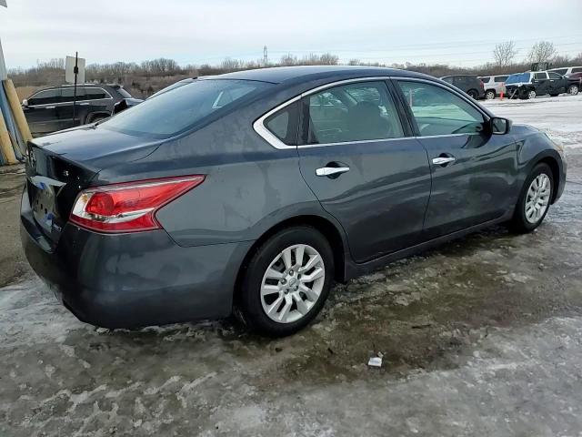 2013 Nissan Altima - Image 13