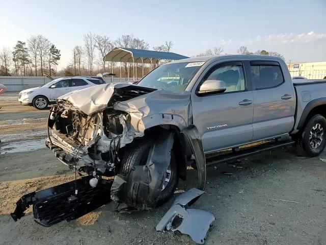 2021 Toyota Tacoma - Image 13