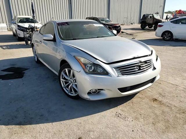 2012 Infiniti G - Image 11