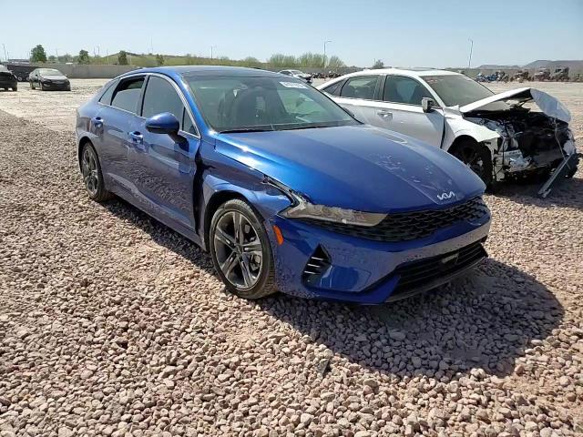 2024 Kia K5 - Image 10