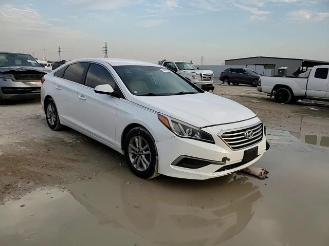 2017 Hyundai Sonata - Image 11