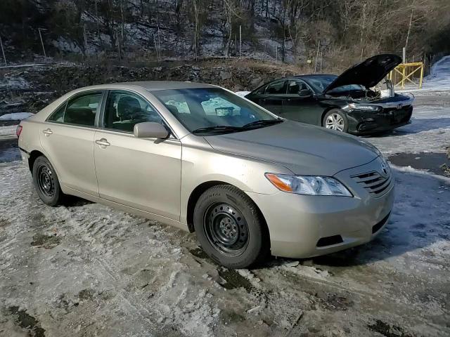 2008 Toyota Camry - Image 10