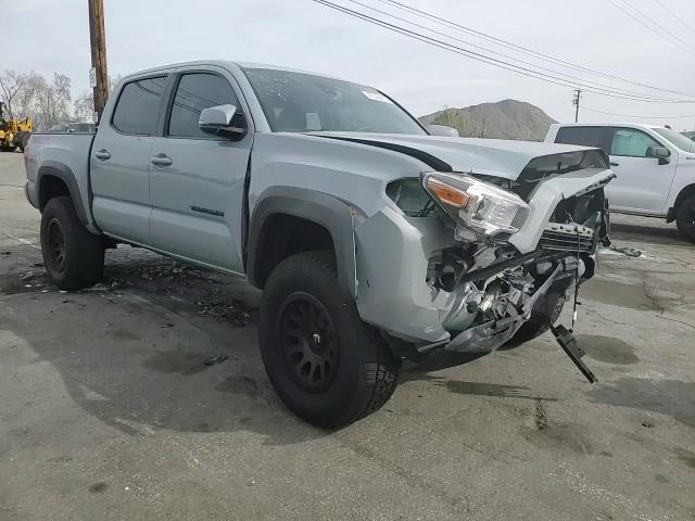 2019 Toyota Tacoma - Image 10