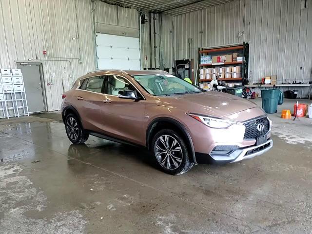 2018 Infiniti QX30 - Image 14