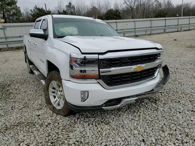2016 Chevrolet Silverado - Image 10