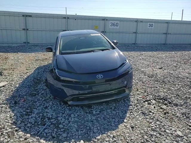 2024 Toyota Prius - Image 11